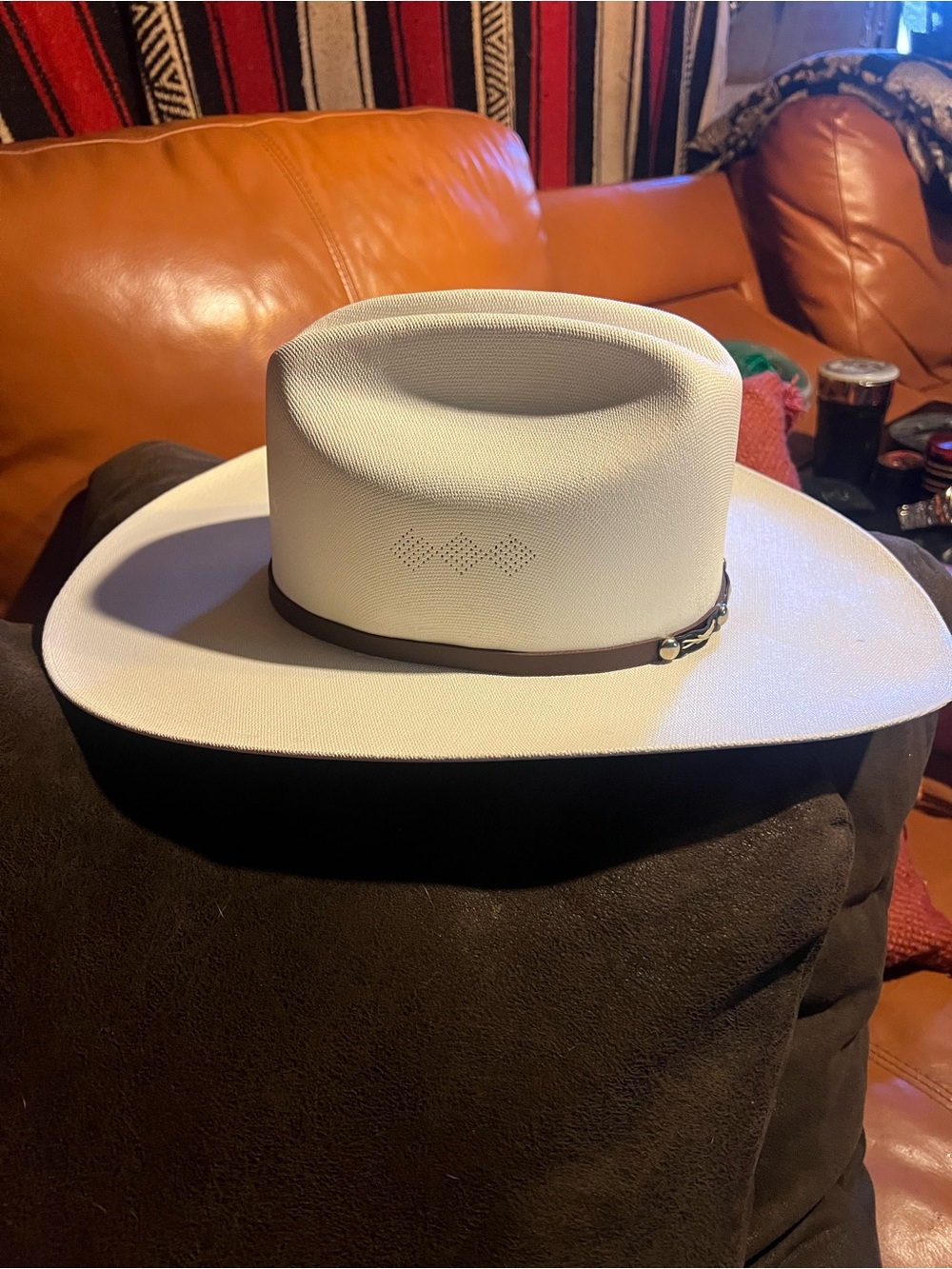 White Womens Western Straw Hat with Brown Leather Band - Picture 3 of 6